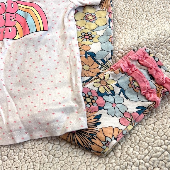 4T PJs - Picture 2 of 3